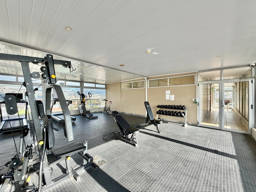 2 Bedroom Property for Sale in Cape Town City Centre Western Cape